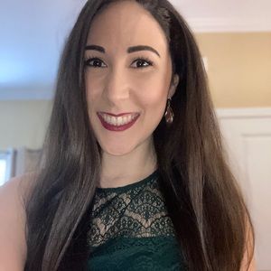 Meet your Posher, Stephanie